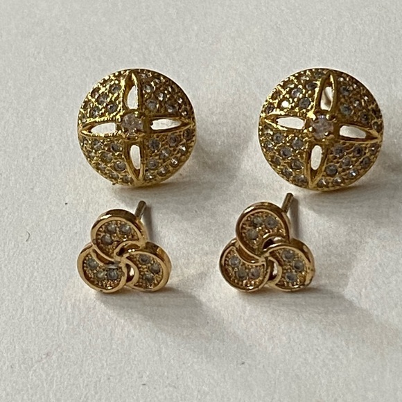 Jewelry - Elegant Gold tone and Silver rhinestone Stud Earrings Set
